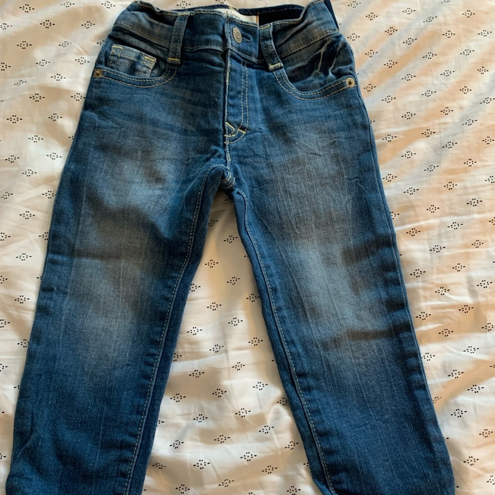 New no tags skinny jeans. Toddler 2t